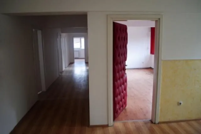 Rent, office space, 100m², Autokomanda, Voždovac Sve Podlokacije