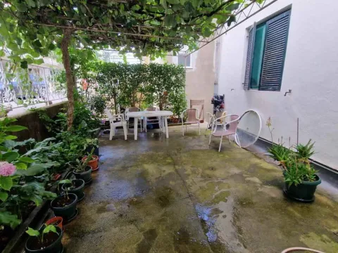 Izdavanje, jednosoban stan, 50m², Herceg Novi, Crna Gora - image 17