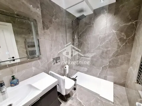 Izdavanje, trosoban stan, 90m², Savski Venac, Beograd - image 21