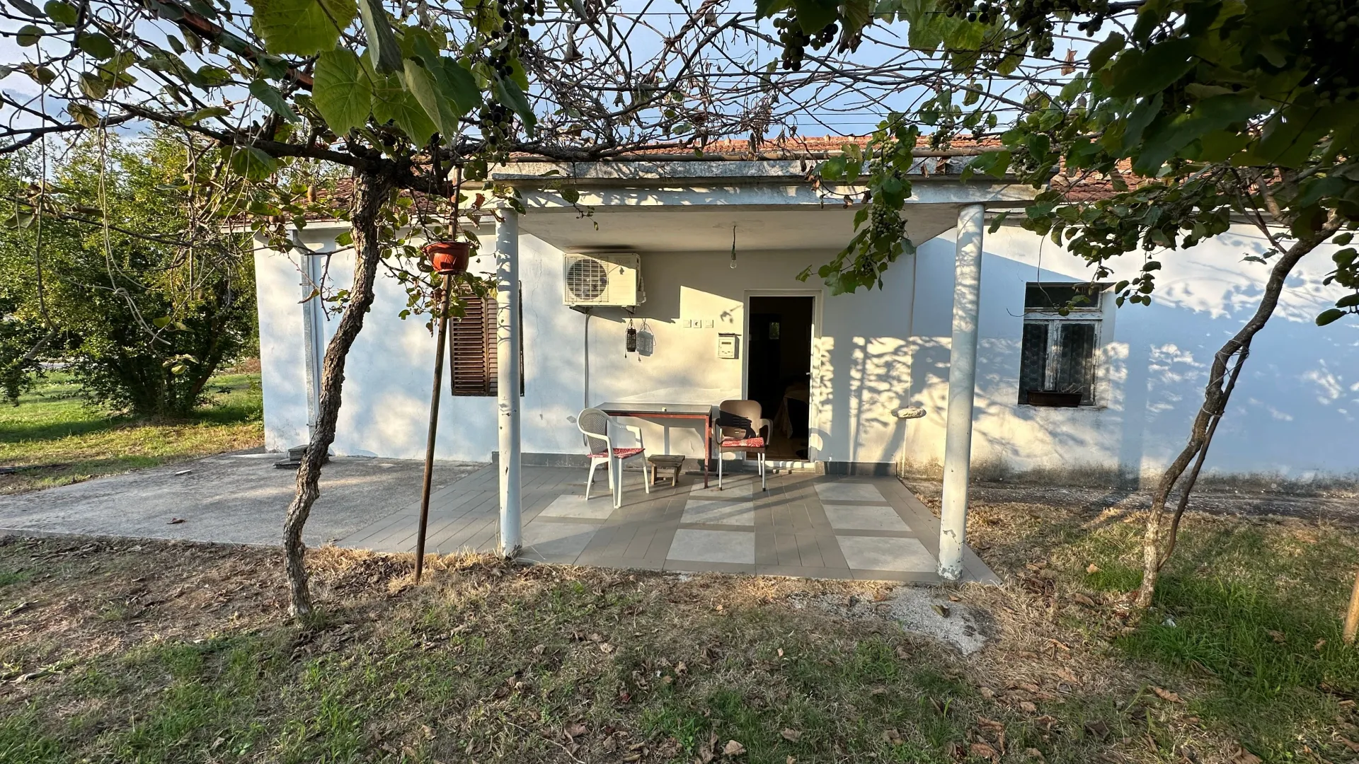Sale, house, 75m², Pričelje, Podgorica