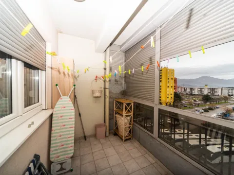 Rent, two bedroom apartment, 68m², Pobrežje, Podgorica - image 11