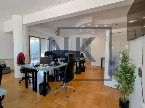 Prodaja, trosoban stan, 138m², Preko Morače, Podgorica - image 4