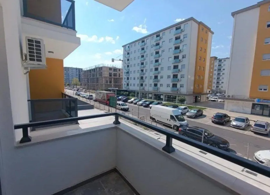 Prodaja, jednosoban stan, 45m², Pobrežje, Podgorica