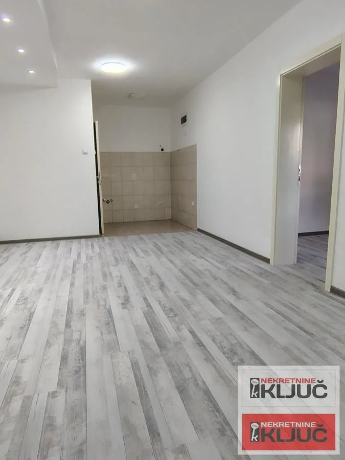 Prodaja, dvosoban stan, 50m², Telep, Novi Sad Sve Podlokacije