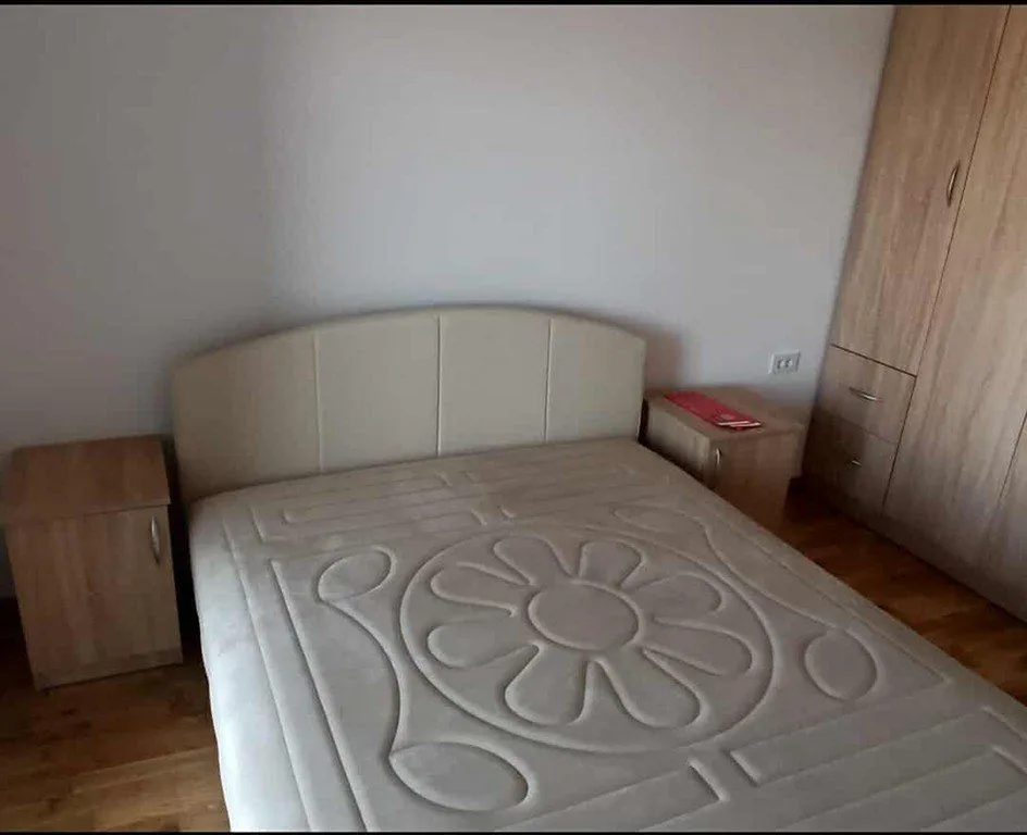 Izdavanje, jednosoban stan, 46m², Stari Aerodrom, Podgorica