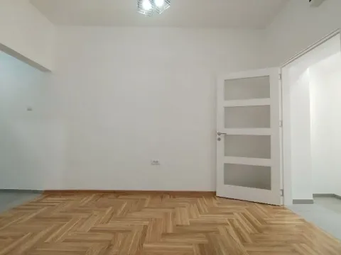 Prodaja, dvosoban stan, 40m², Savski Venac, Beograd - image 2