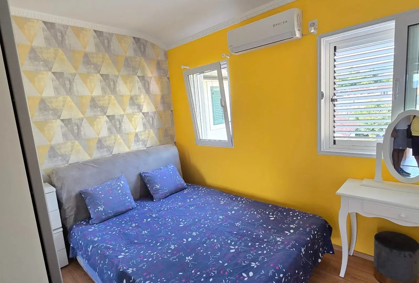 Rent, one bedroom apartment, 50m², Centar, Tivat