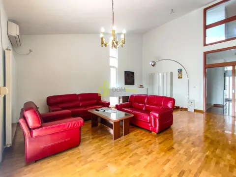 Izdavanje, kuća, 458m², Rogami, Podgorica - image 15