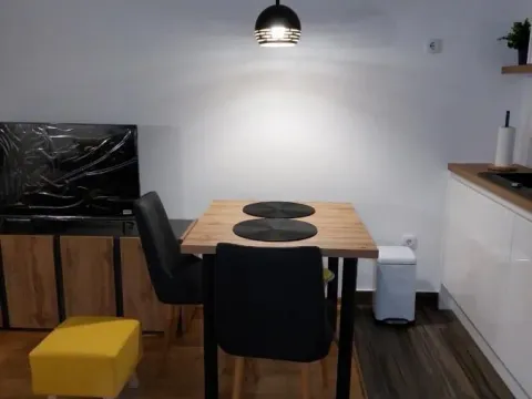 Izdavanje, jednosoban stan, 25m², Autokomanda, Voždovac Sve Podlokacije - image 5