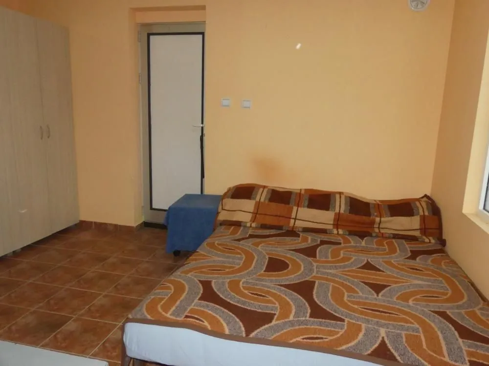 Prodaja, kuća, 240m², Lipar, Jagodina
