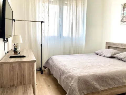 Sale, one bedroom apartment, 41m², Centar, Bar - image 11