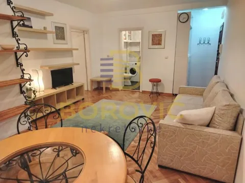 Izdavanje, jednosoban stan, 45m², Savski Venac, Beograd - image 3