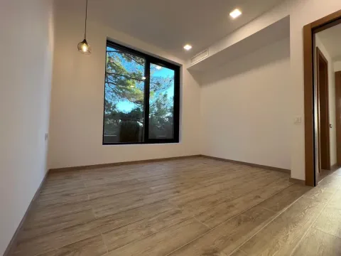 Sale, house, 317m², Kavač, Kotor - image 9