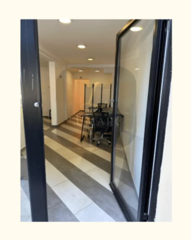 Rent, office space, 40m², Pobrežje, Podgorica