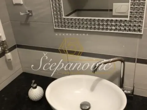 Izdavanje, dvosoban stan, 54m², Centar, Novi Sad - image 9