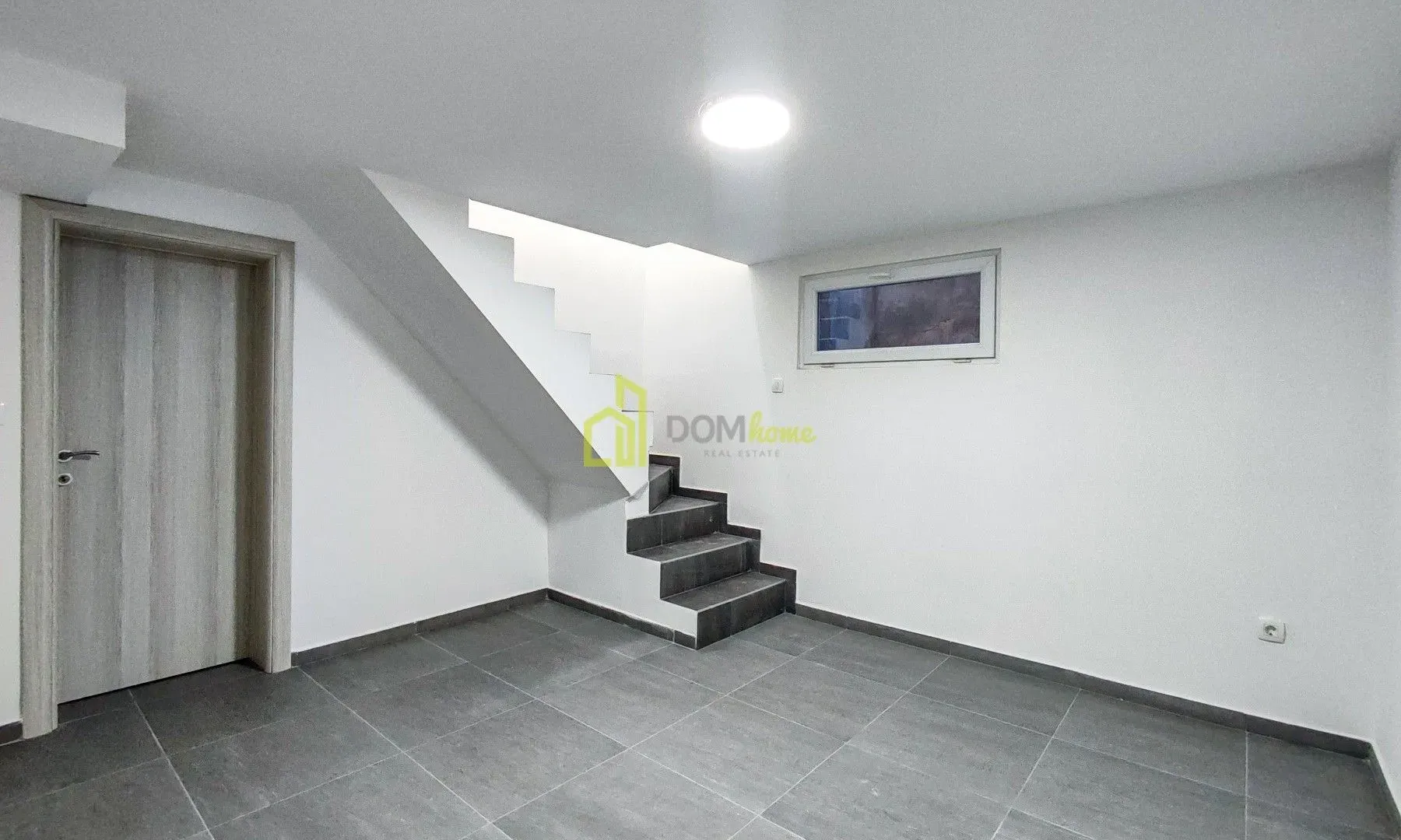 Rent, office space, 49m², Lepa Kata, Podgorica