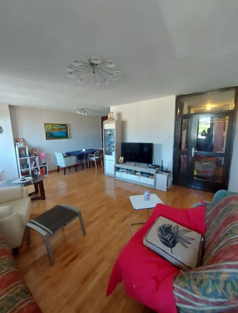 Prodaja, trosoban stan, 105m², Blok 5, Podgorica