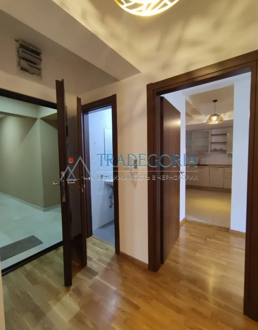 Prodaja, dvosoban stan, 72m², Budva, Crna Gora