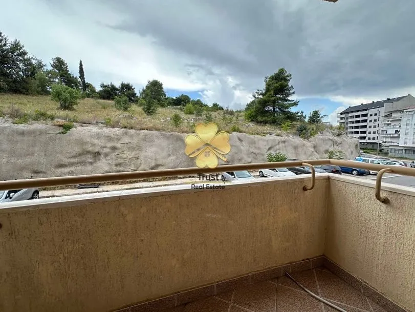 Rent, studio apartment, 94m², Vezirov Most, Podgorica