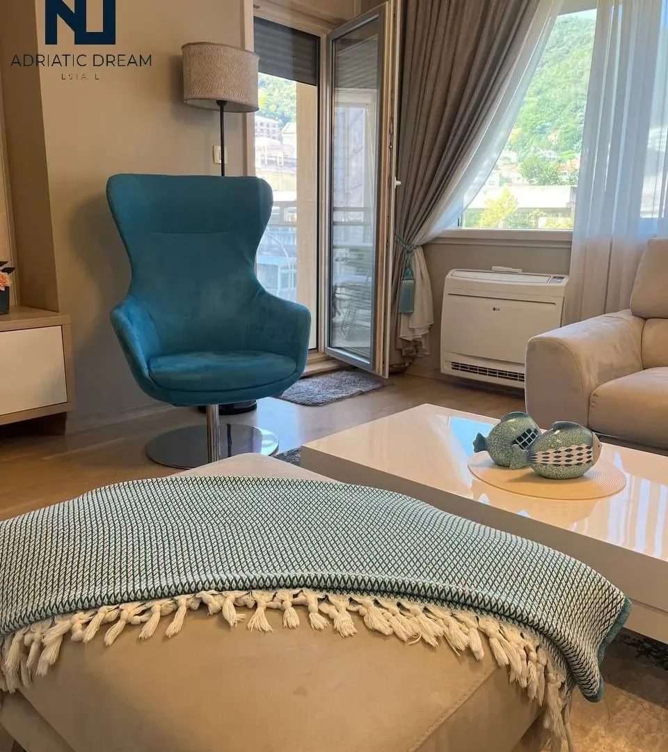 Prodaja, jednosoban stan, 47m², Centar, Budva