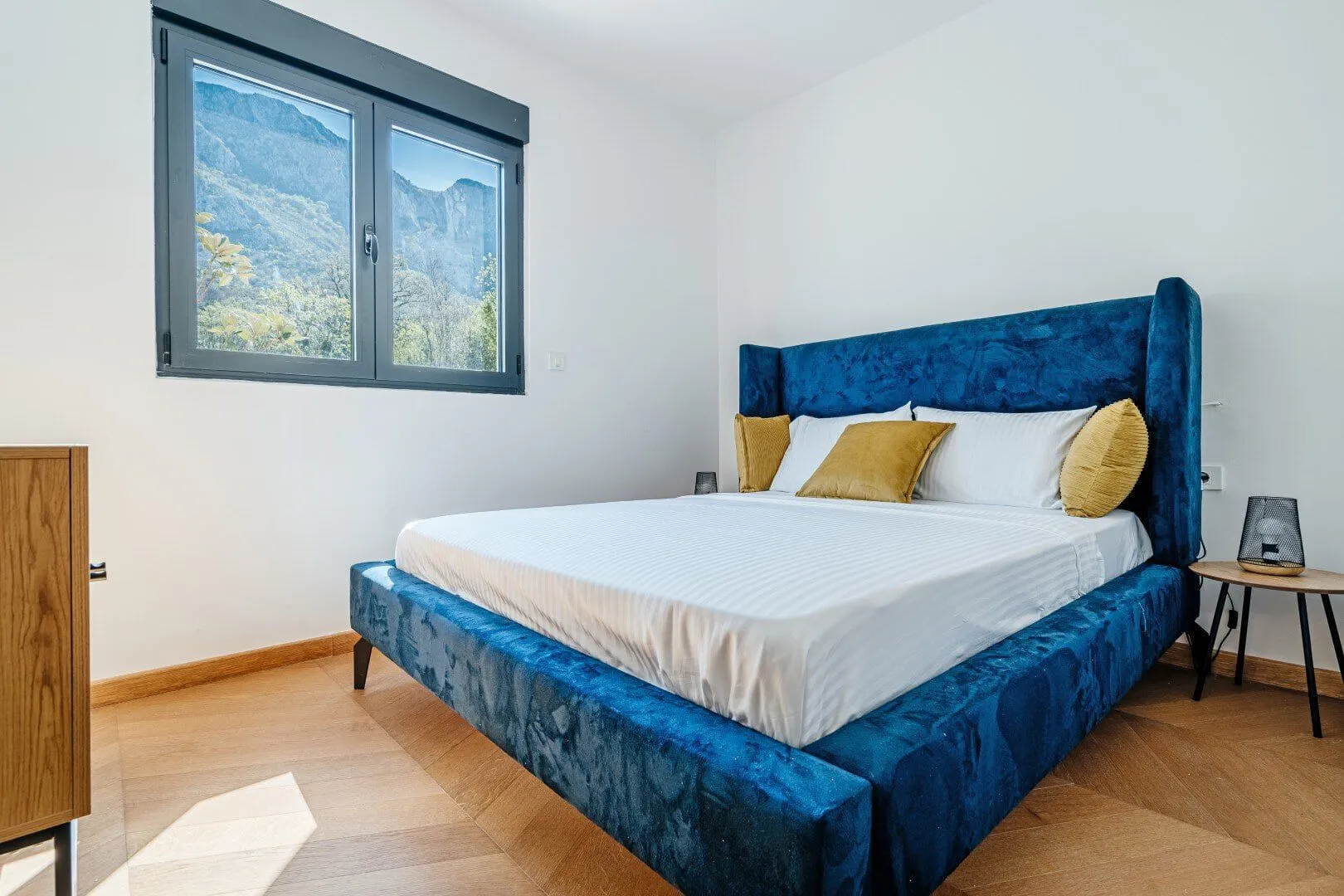 Prodaja, trosoban stan, 89m², Blizikuće, Budva