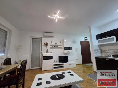 Rent, studio apartment, 31m², Telep, Novi Sad Sve Podlokacije
