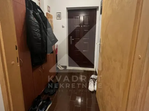 Izdavanje, dvosoban stan, 60m², Blok 6, Podgorica - image 12