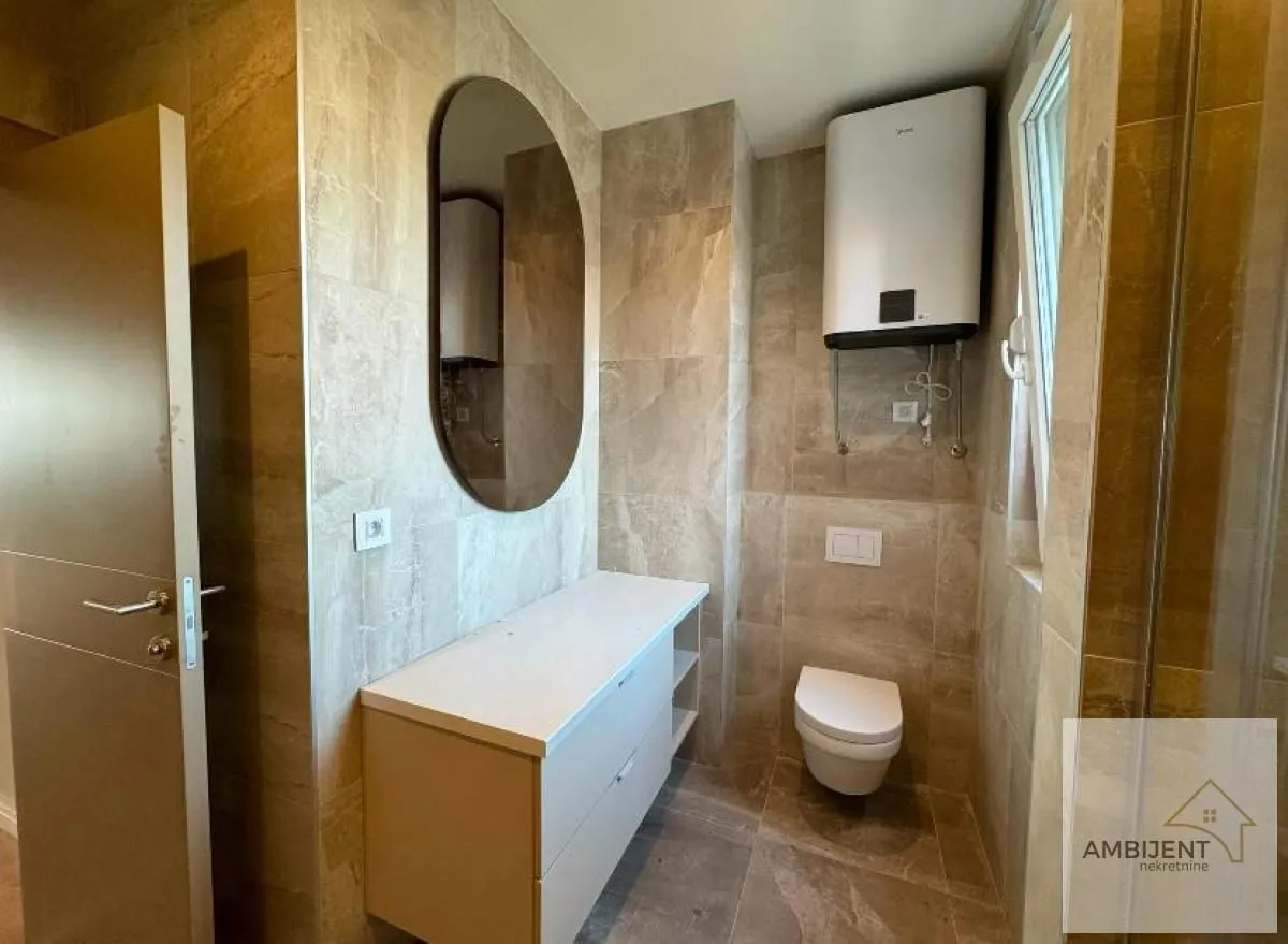 Prodaja, stan, 166m², Voždovac Sve Podlokacije, Beograd