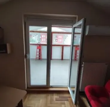 Rent, four bedroom apartment, 110m², Železnička Stanica, Novi Sad Sve Podlokacije - image 10