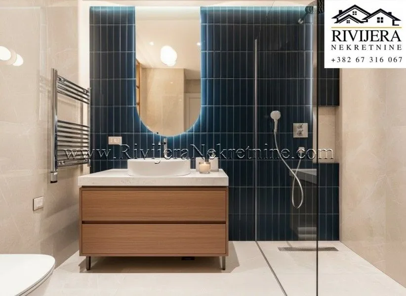 Prodaja, dvosoban stan, 88m², Risan, Kotor