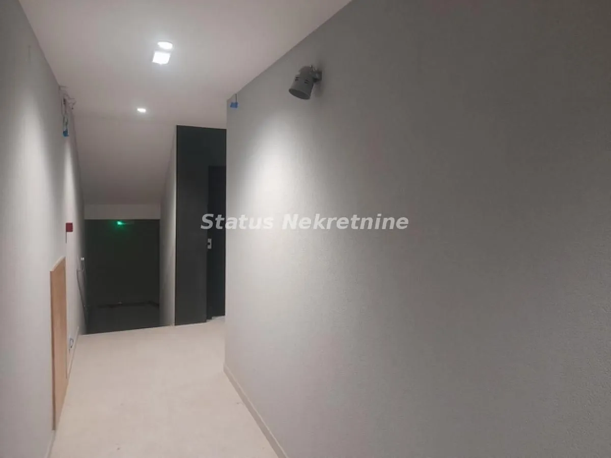 Prodaja, četvorosoban stan, 77m², Telep, Novi Sad Sve Podlokacije