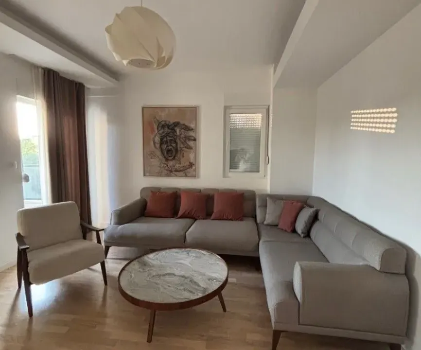 Prodaja, dvosoban stan, 67m², Centar, Podgorica