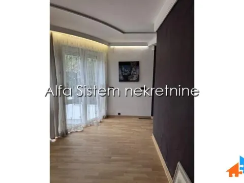 Izdavanje, četvorosoban stan, 150m², Savski Venac, Beograd - image 7