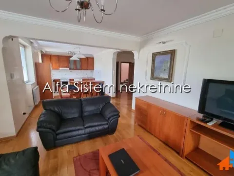 Izdavanje, četvorosoban stan, 120m², Savski Venac, Beograd - image 3