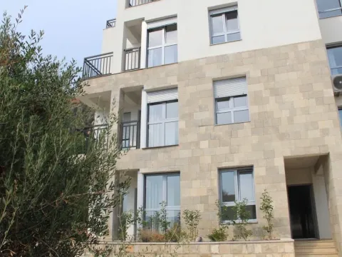 Rent, one bedroom apartment, 42m², Pod Kuk, Tivat - image 10