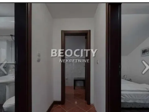 Sale, house, 250m², Borsko jezero, Bor - image 12