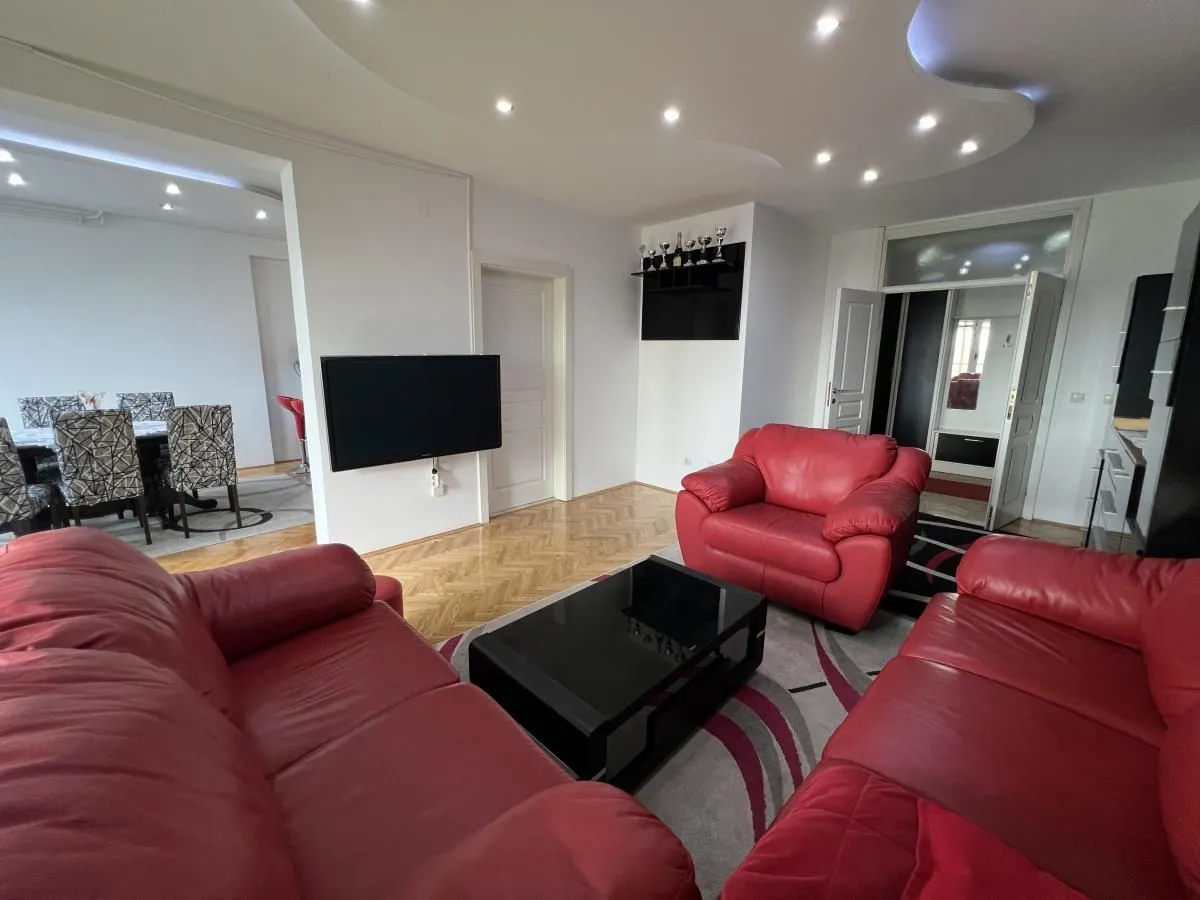 Prodaja, stan, 101m², Bulevar Oslobodjenja, Novi Sad Sve Podlokacije