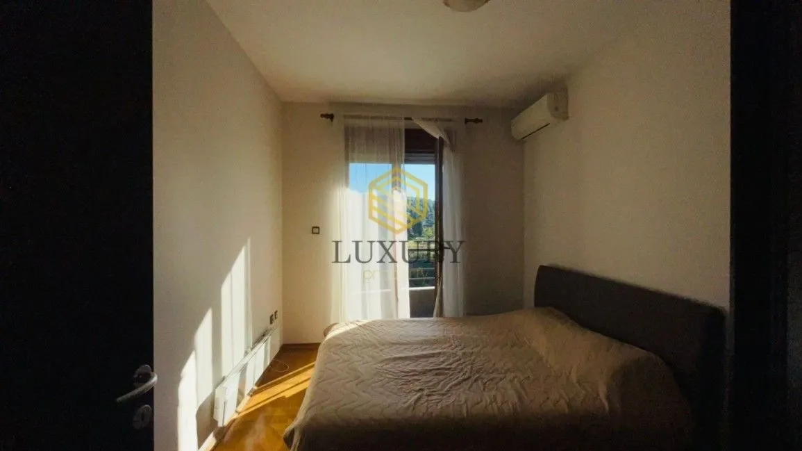 Prodaja, dvosoban stan, 73m², Preko Morače, Podgorica