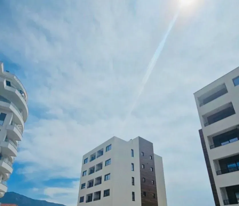 Prodaja, jednosoban stan, 67m², Bečići, Budva