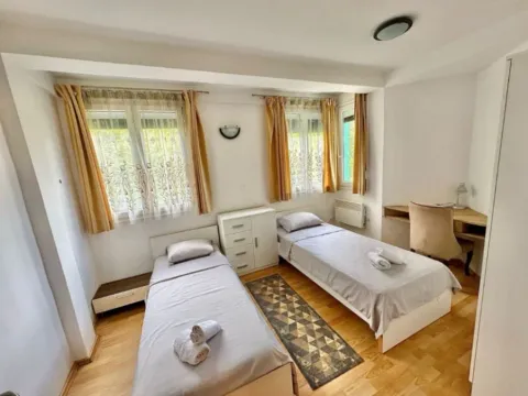 Izdavanje, dvosoban stan, 73m², Herceg Novi, Crna Gora - image 6