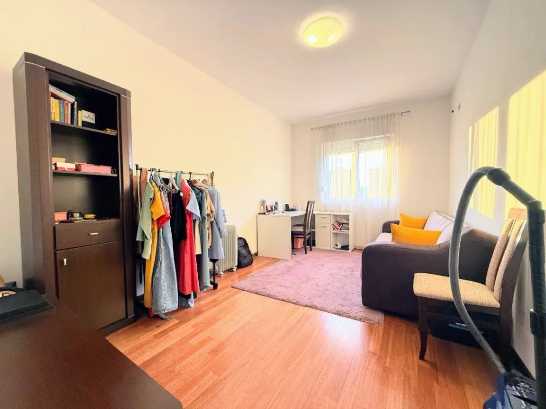 Prodaja, dvosoban stan, 73m², Tuški Put, Podgorica