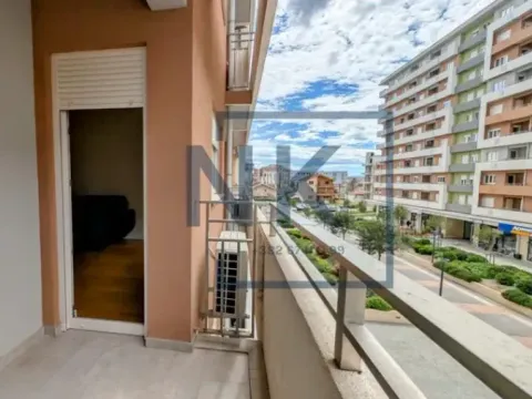 Izdavanje, jednosoban stan, 47m², Central Point, Podgorica - image 12