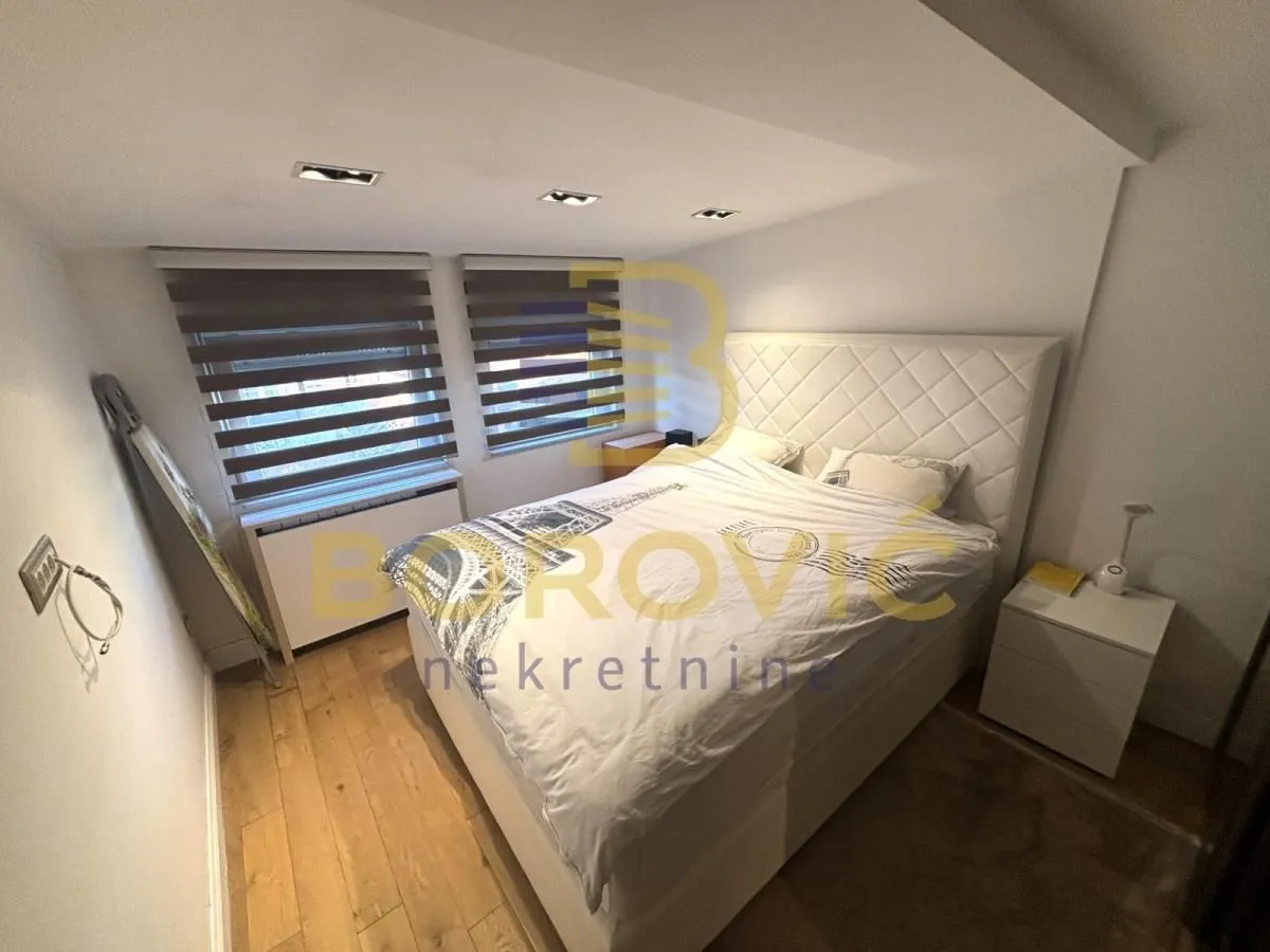 Prodaja, trosoban stan, 83m², Vračar Sve Podlokacije, Beograd