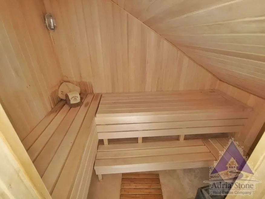 Prodaja, kuća, 185m², Krašići, Tivat