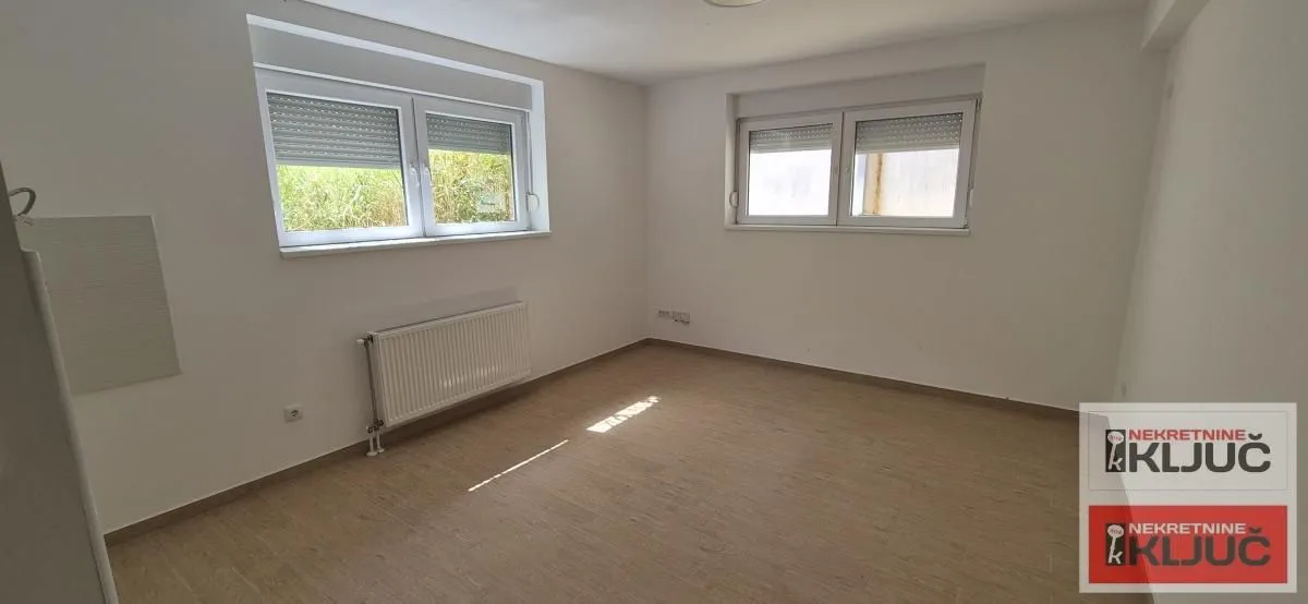 Prodaja, garsonjera, 25m², Lipov gaj, Novi Sad Sve Podlokacije