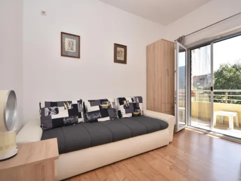 Sale, three bedroom apartment, 120m², Đenovići, Herceg Novi - image 8