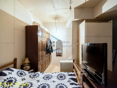 Sale, two bedroom apartment, 72m², Kalenić Pijaca, Vračar Sve Podlokacije - image 6