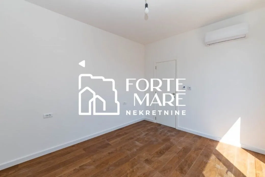 Prodaja, dvosoban stan, 60m², Baošići, Herceg Novi