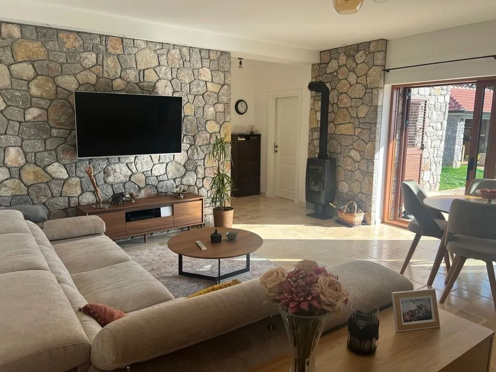 Prodaja, kuća, 96m², Krimovica, Kotor