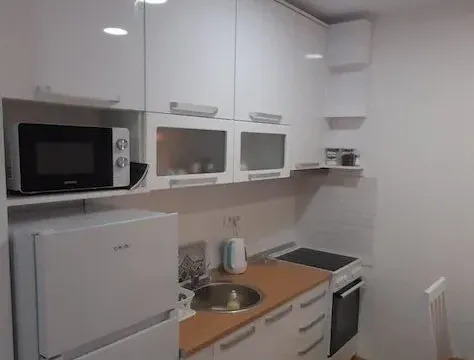 Izdavanje, jednosoban stan, 35m², Salajka, Novi Sad Sve Podlokacije - image 4